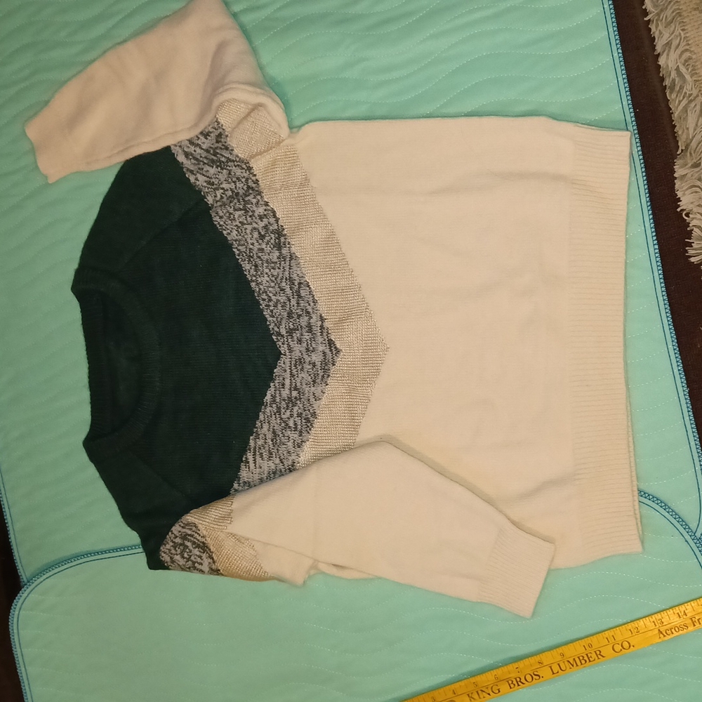 Woman sweater